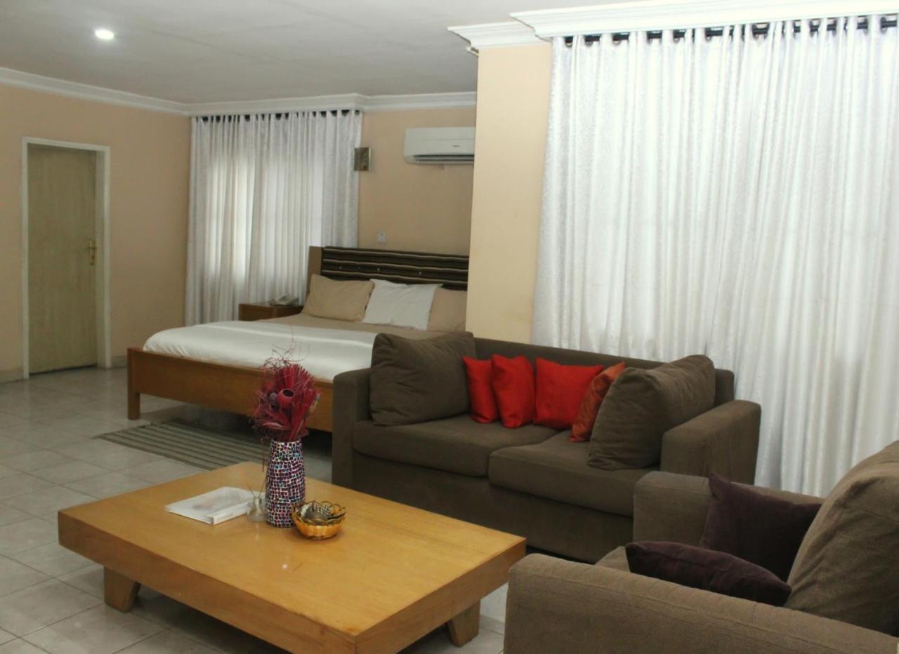 Hillside Gardens Ltd Hotel Lagos Exterior foto